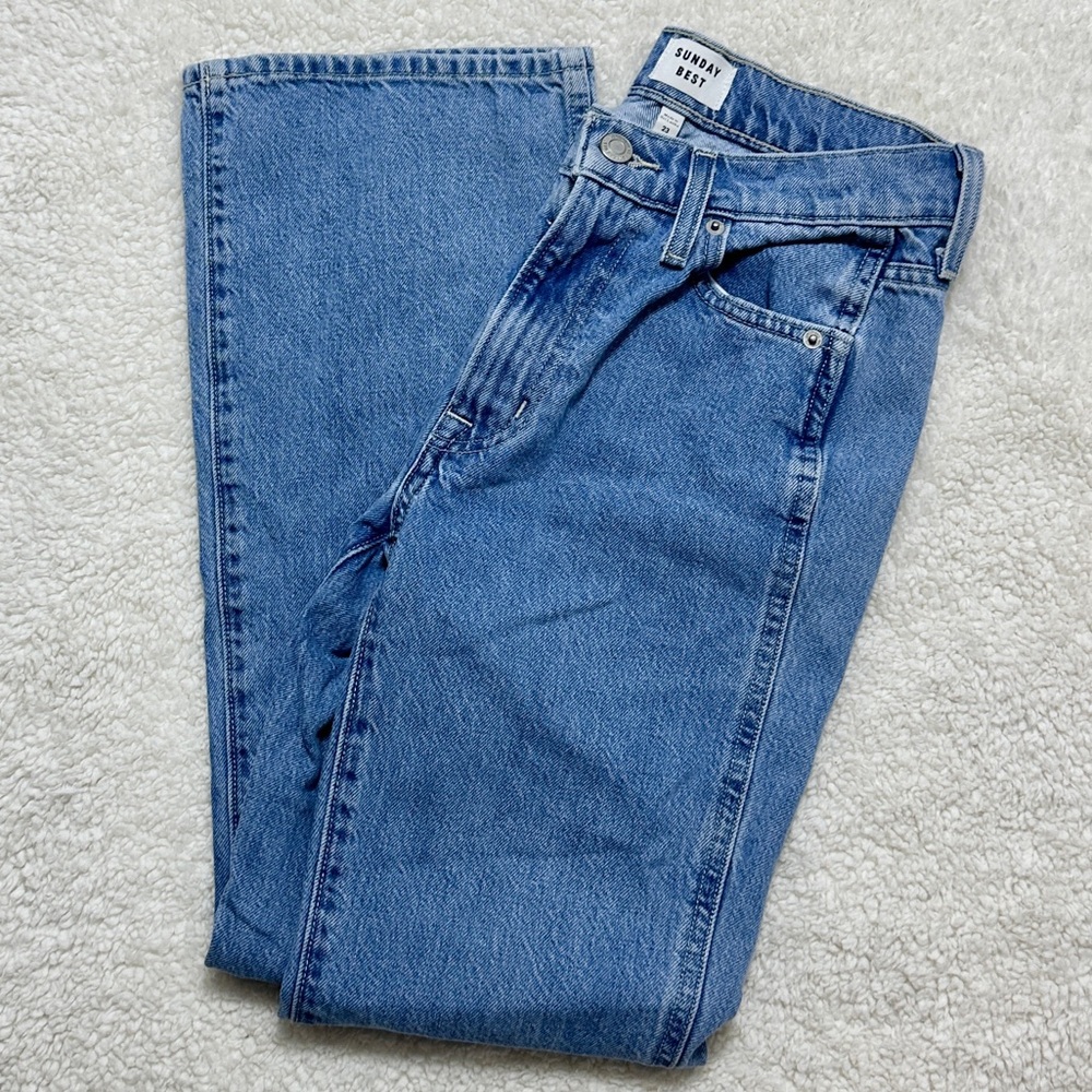 ❌ SOLD ❌ ARITZIA SUNDAY BEST STRAIGHT LEG JEAN — 23 ❌ SOLD ❌
